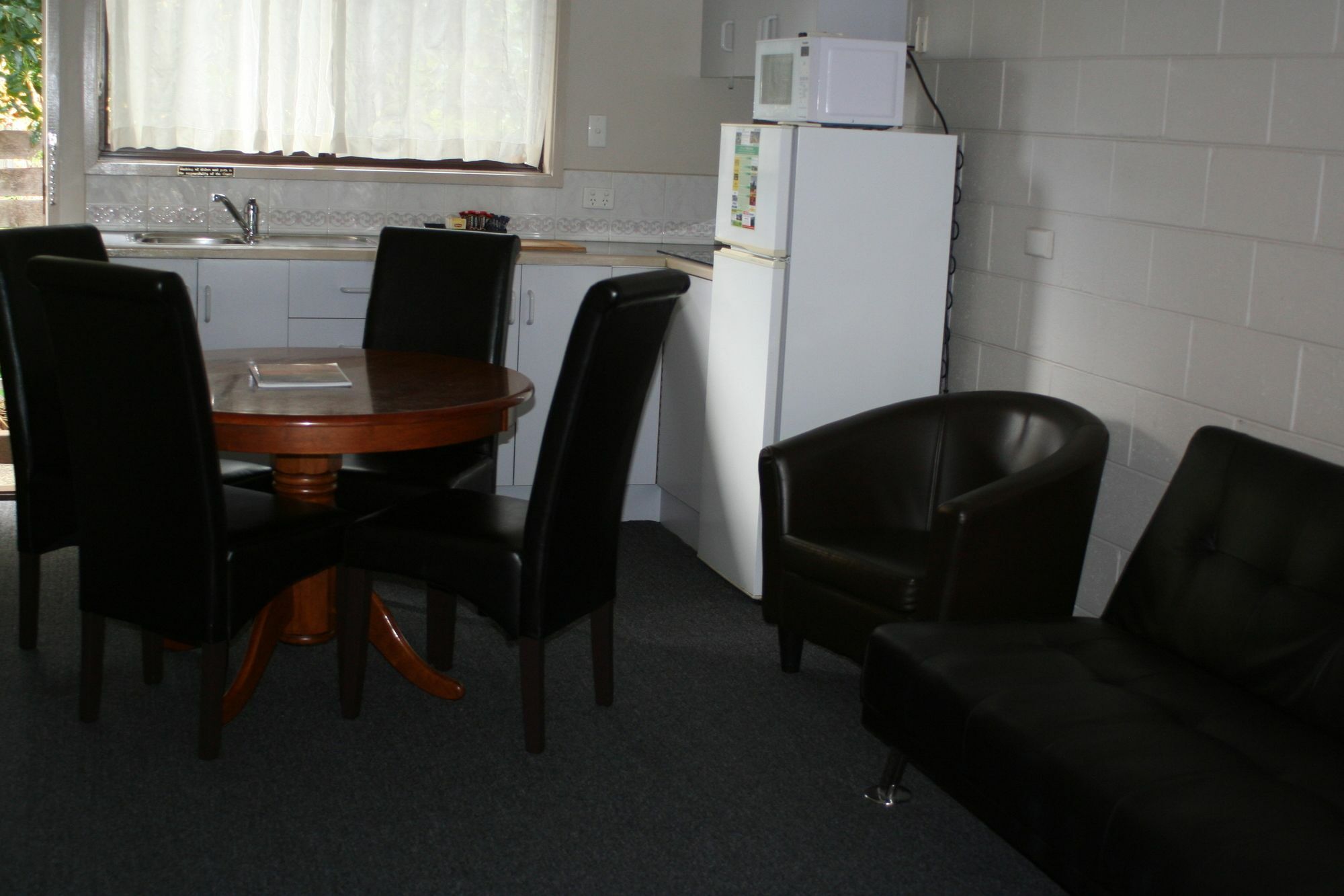 Motel Coachman And Units