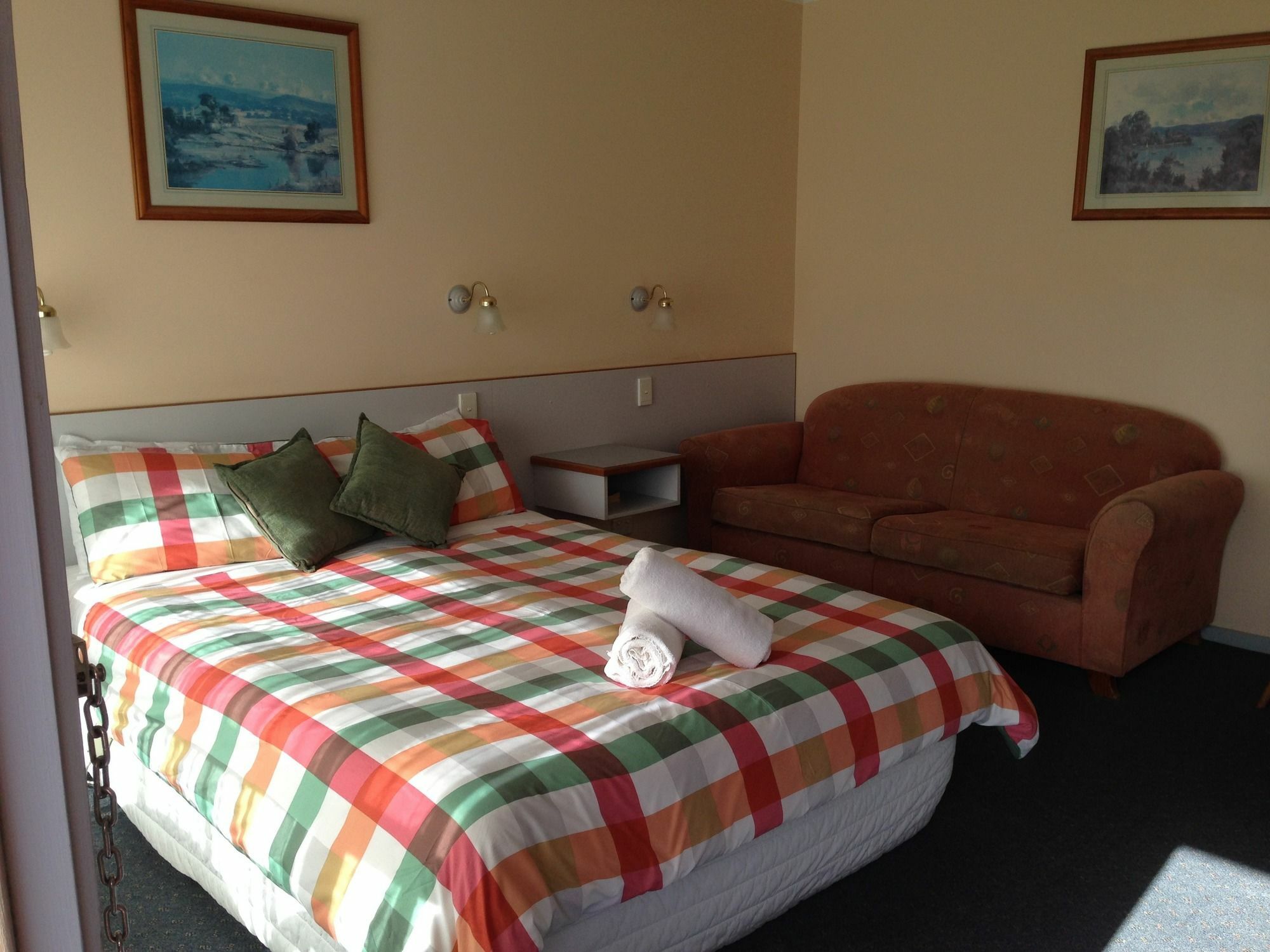 Coachman And Units Motel